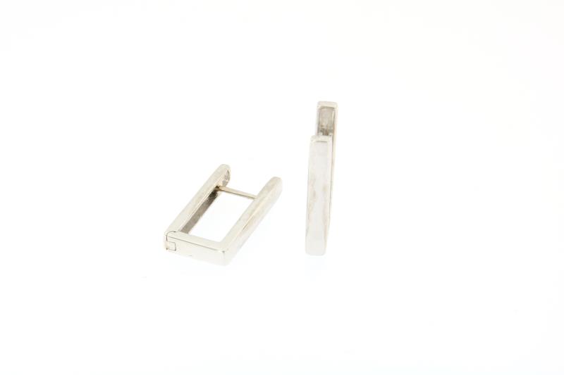 Coppia di orecchini oro bianco 750\1000 squadrati